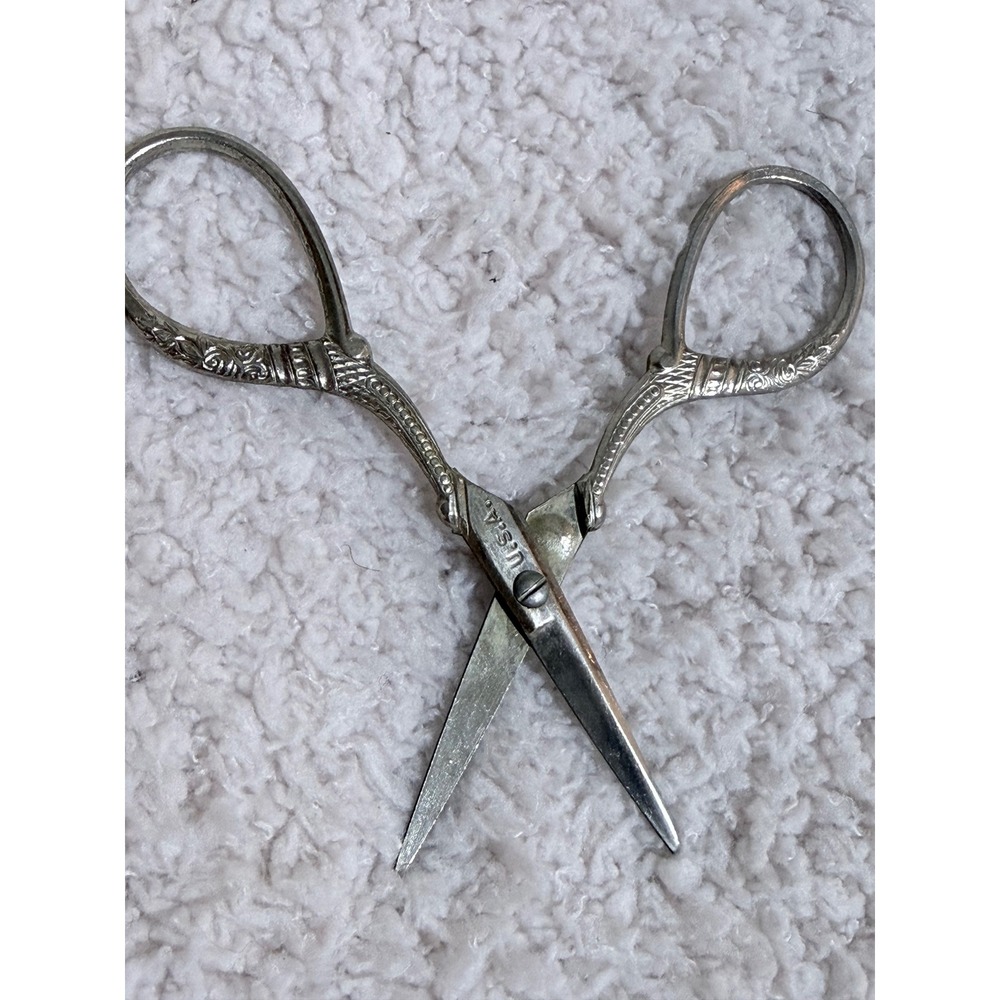 Vintage Ornate Silver Tone Embroidery Scissors Made in USA Floral Scroll Design